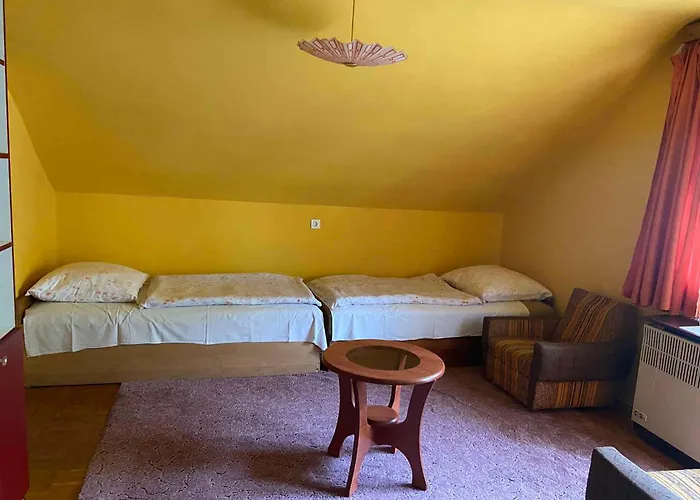 In - Balaton 20048 Tatil Evi